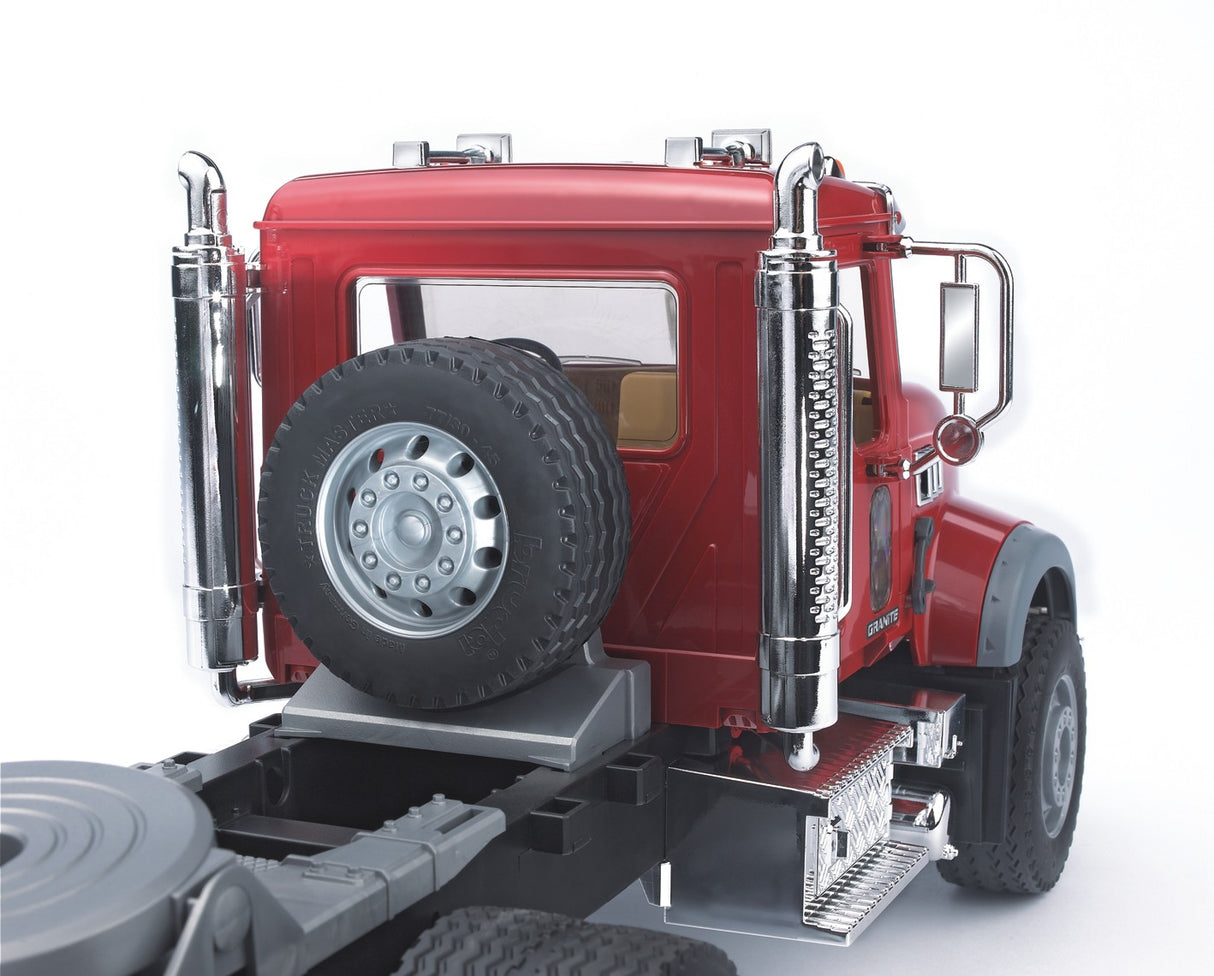 Bruder: MACK Granite Loader and JCB Backhoe