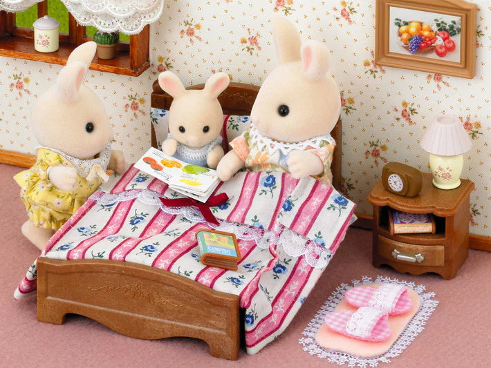 Sylvanian Families: Semi-Double Bed