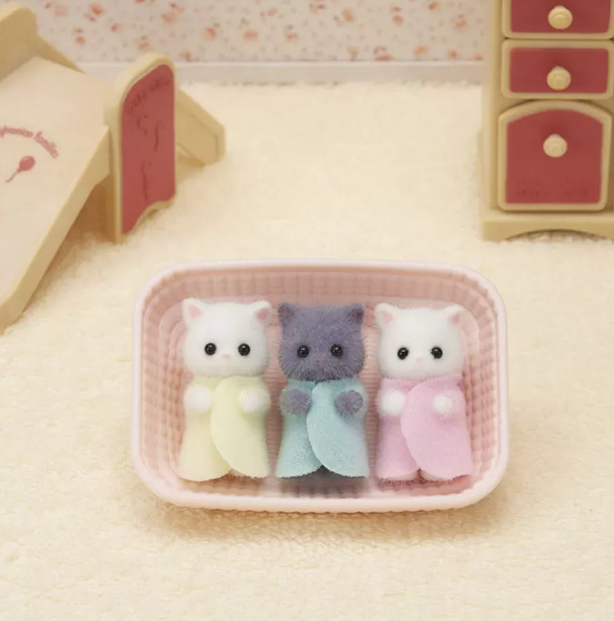 Sylvanian Families: Persian Cat Triplets