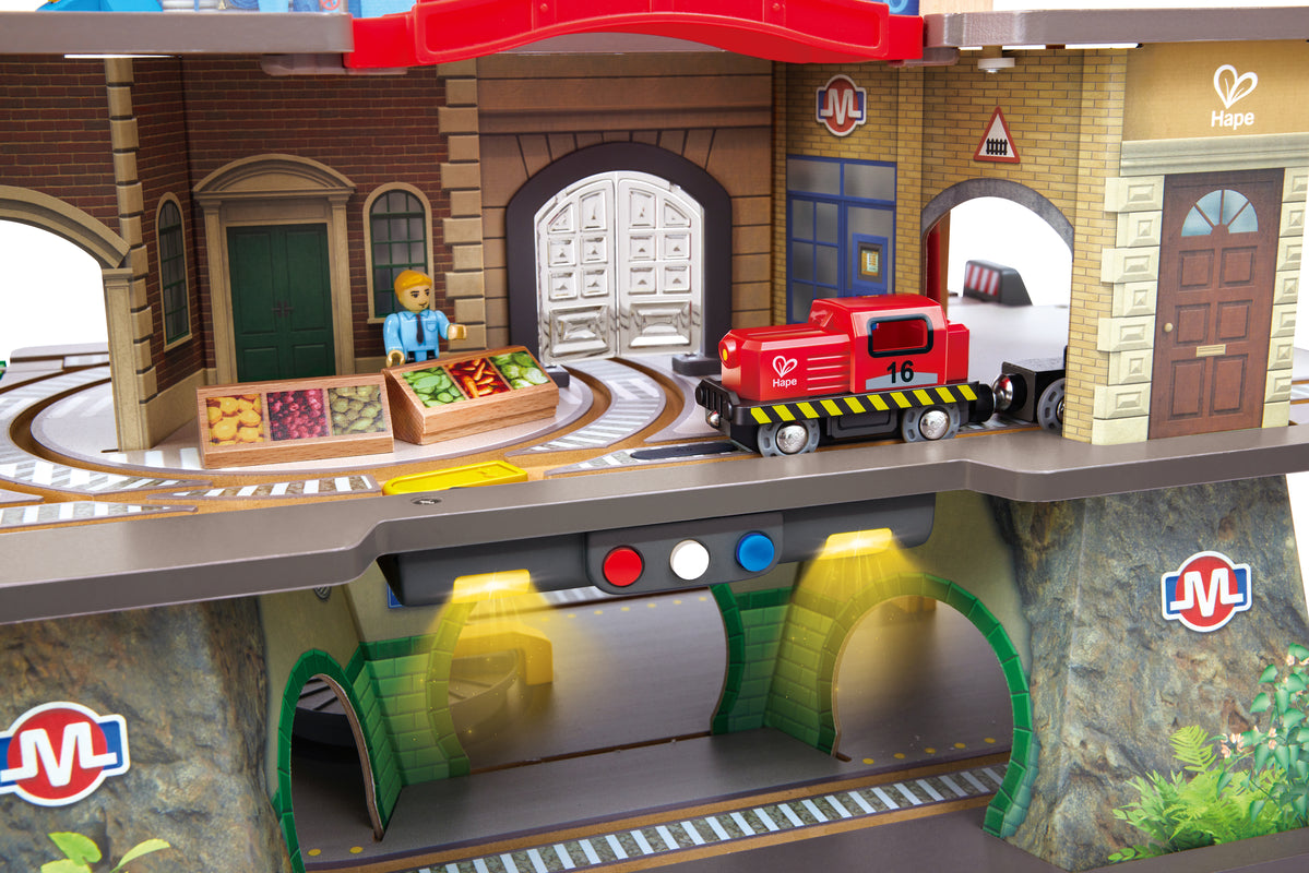 Hape: Multi-Level Railway City Set