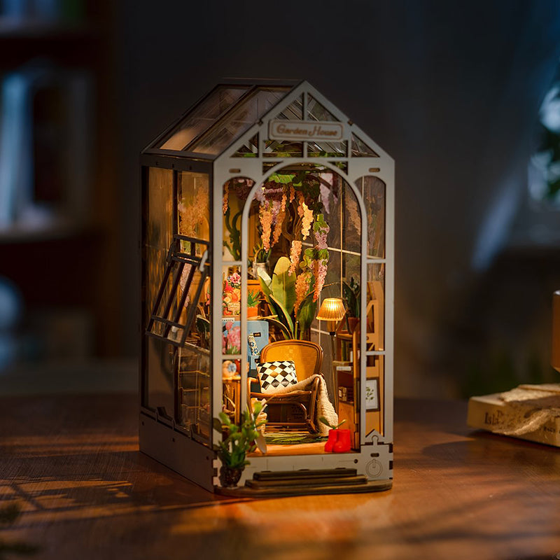 Rolife Flower House Book Nook DIY Miniature Puzzle - (TGB06)