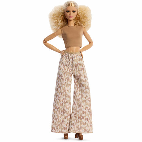 Barbie Basics: 2026 Model 07 Doll
